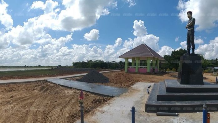 อนุสาวรีย์จ่าแซม ณ บ้านกุดแคน ต.เมืองหงส์ อ.จตุรพัตรพิมาน จ.ร้อยเอ็ด
