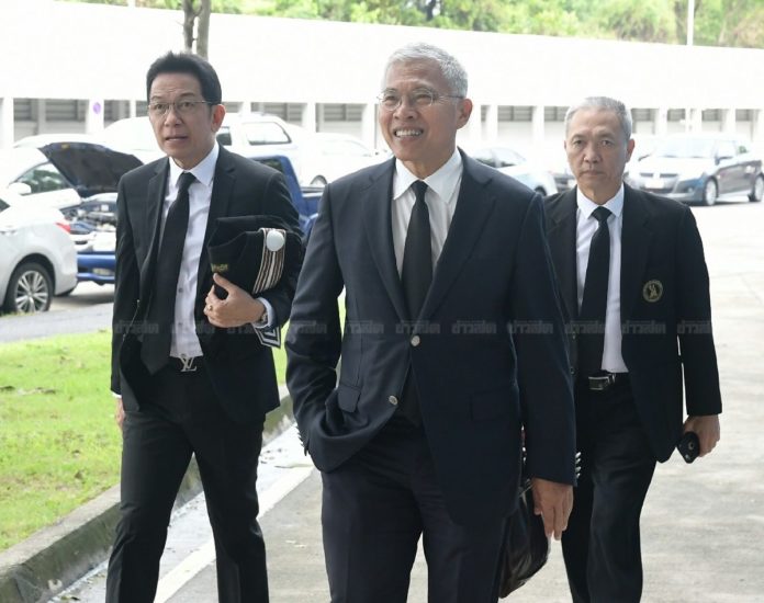 ปูถอนฟ้อง