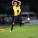 ฮีโร่จะไม่ทน สมจิตร จงจอหอ  ลุกมาแร็พสิ่งดีๆในไทย โต้กลับเพลงประเทศกูมี 