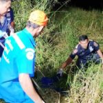 หนุ่มชะตาขาด ออกชอร์ตปลาในนา พลาดลื่นล้มทับสายไฟ ถูกดูดเสียชีวิต