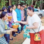 องค์หริภาเสด็จบรรจุพระพิมพ์ ฐานพระพุทธปฏิมาสิริภานิรมิต