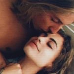 คู่รักนอนตาย-เสพยาเกินขนาด พ่อแม่เห็นศพลูกสาวอยู่ข้างแฟนหนุ่ม