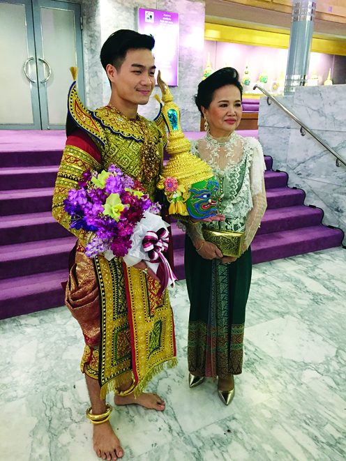 อลังโขนพระราชทาน