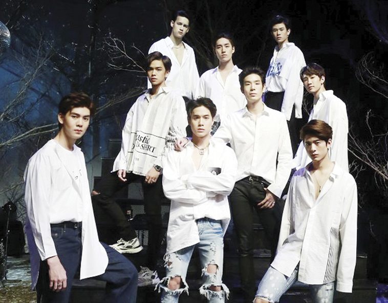 ‘เจมส์-เฌอปราง’ทำงานเข้าขา