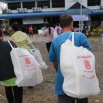 มูลนิธิป่อเต็กตึ๊ง คลายหนาว แจกผ้าห่ม-ตรวจสุขภาพชาวแพร่