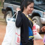 มูลนิธิป่อเต็กตึ๊ง แจกผ้าห่มกันหนาว ให้ชาวบ้านสุโขทัย
