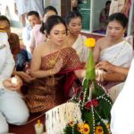 เจ้าบ่าวลูกชาวนา ขี่ควายแห่ขันหมาก เข้าพิธีวิวาห์สาวกบินทร์บุรี (คลิป)