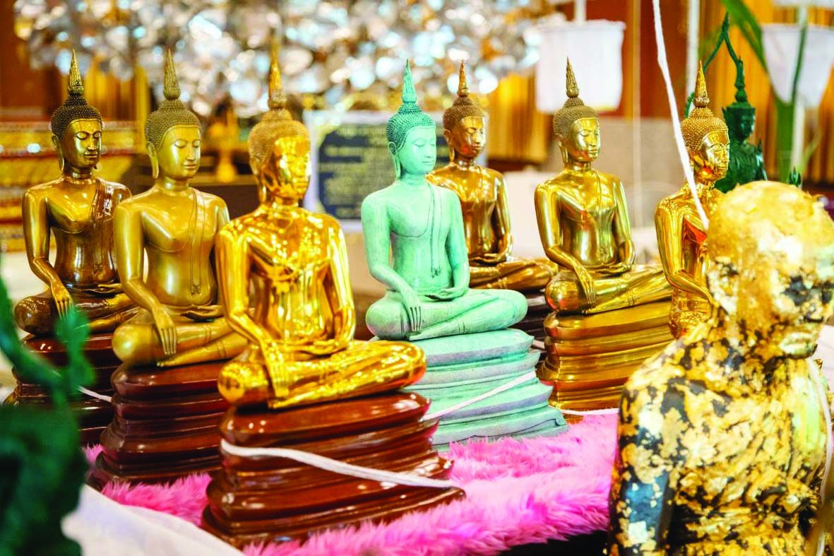 ชุมนุมพระเกจิอาจารย์ชือดัง 