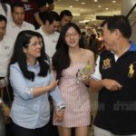 'น้องจินนี่' สุดฮ็อต! รู้จักลูกสาวหญิงหน่อย ชาวเน็ตแห่เทใจให้ #พรรคเพื่อเธอ