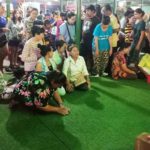 ยิ่งดึกยิ่งล้นวัด! ตาดี มีวาสนา พามีเงิน ทั่วทุกสารทิศแห่ขอโชคเจ้าแม่ตะเคียนทอง(คลิป)