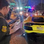 ไฟไหม้ ‘ลัมโบร์กินี’ คันงาม ระทึกกลางถนน ระดมดับวุ่นหวิดโดนเผาวอด