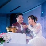ไม่ต้องหรู! คู่รักสุดสวีท กินหมูกระทะ แทนการตัดเค้ก ในงานแต่งของเขา..(คลิป)