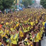 ขอนแก่นปิดเมือง! นับแสนสวมชุดลายแคนแก่นคูน รำบวงสรวง โชว์ 95 ประเทศทั่วโลก