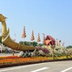 สมเด็จพระเจ้าอยู่หัว ทรงจักรยานเปิดงาน 'อุ่นไอรักฯ สายน้ำแห่งรัตนโกสินทร์' 9 ธ.ค.