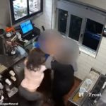 สะพรึงทั้งแมคโดนัลด์! สาวบุกต่อยผู้จัดการ-จับหัวกระแทก เหตุไม่ได้ "ซอสมะเขือเทศ"