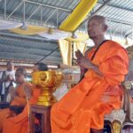 ลูกศิษย์แห่อาลัย 'หลวงปู่แขก' เกจิดังเมืองสองแคว มรณภาพ อายุ 94 ปี พรรษา 70
