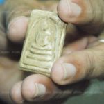 ครูดนตรีตกใจ! พระสมเด็จเรืองแสงเปล่งประกายคืนวันพระ รุ่นสร้างปี 2398 (คลิป)