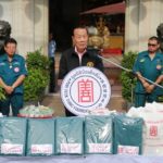 มูลนิธิป่อเต็กตึ๊ง ปล่อยคาราวาน แจกผ้าห่มคลายหนาวในเหนือ-อีสาน