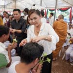 พี่นาง ศิริพร ชวนร่วมบุญใหญ่ จัดอุปสมบทหมู่ฟรี! ณ วัดป่าสว่างธรรม จ.อุดรธานี
