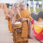 พี่นาง ศิริพร ชวนร่วมบุญใหญ่ จัดอุปสมบทหมู่ฟรี! ณ วัดป่าสว่างธรรม จ.อุดรธานี