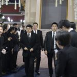 สมเด็จพระวันรัต ประธานสวดพระอภิธรรม ครอบครัว 'ชินวัตร' ร่วมเคารพศพเจ้าสัววิชัย