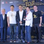 อ๊อฟ พงษ์พัฒน์ ร่วมฉลอง นาคี 2 รายได้ทะลุ 400 ล้าน-รอหายป่วยทำ นาคี 3