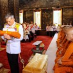 สมเด็จพระเจ้าอยู่หัว เสด็จฯ ถวายผ้าพระกฐิน ณ วัดบวรฯ-วัดมหาธาตุยุวราชรังสฤษดิ์