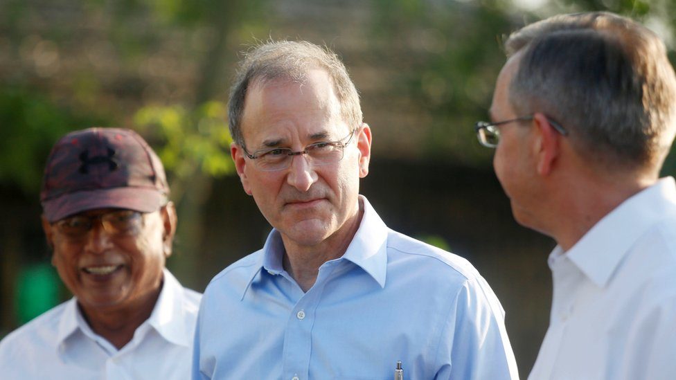 ရခိုင်ပြည်မြောက်ပိုင်း ခရီးစဉ်မှာ တွေ့ရတဲ့ အမေရိကန်ဒုလက်ထောက်နိုင်ငံခြားရေးဝန်ကြီး