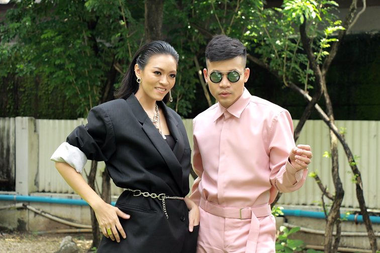 เปรี้ยวปากเช็คอิน