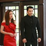 คุณหนูเรือนเล็ก ข่าวสดทีวีไกด์ : เทวัต เห็น ดาญ่า เหมือนจะจมน้ำ จึงลงไปช่วย เหตุการณ์จะเป็นอย่างไรต่อไป ต้องติดตาม