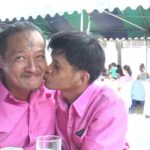 หนุ่มใหญ่วัย52แต่งหนุ่มน้อยวัย21 เผยพบรักทางเฟซบุ๊ก คบรื่น4ปี