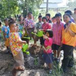 ข่าวสดปลูกสัก-ตะเคียน ครั้งที่10 วัดโตนด อยุธยา - มอบทุนการศึกษาด้วย