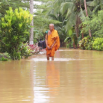 ชุมพรฝนตกหนัก 2 วัน 2 คืน น้ำท่วม หนักถนนสายเอเชีย 41 จราจรติดยาว 10 กม.