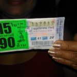 ซื้อทะเบียนรถตู้ชนไฟลุก! สาวอุดรฯ ถูกหวย 90 ล้าน เลขท้ายอีก 40 ใบ