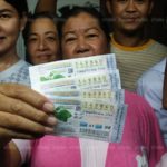 สาวใหญ่มหาเฮง ถูกรางวัลที่ 1 รวย 24 ล้าน เผยดวงดีเพราะพ่อค้าไม่มีเลขอายุพ่อ