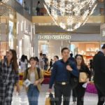 พาชม ไอคอนสยาม ICONSIAM สุดยอดอลังการ 5 หมื่นล้าน ริมแม่น้ำเจ้าพระยา!