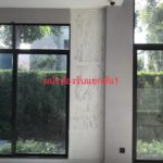 ซื้อบ้านหรู 25 ล้าน เจอฝันร้าย ฝนตกน้ำรั่ว ราลามทั่วบ้าน ผ่าน 5 เดือนเข้าอยู่ไม่ได้