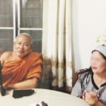 พระถือปืน สึกแล้ว โร่แจ้งปอท. ยันแค่ถือถ่ายรูปเล่น ลุยเอาผิดคนโพสต์หมิ่น