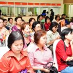 รพ.ตร.ให้ความรู้ป้องกัน รักษากระดูกพรุน-กระดูกข้อเข่าเสื่อม