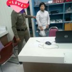นศ.สาว ไม่ยอม หนุ่มโรคจิตลวนลาม ล้วงกระโปรง ข่วนยังไม่ยอมหยุด ฮึดจิกหัวสู้!