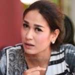 เปิดศึก‘บิ๊กขรก.’ทนายดังช่วย‘น้องแนท’เหยื่อโดนตบ ลั่นไม่มีใครอยู่เหนือกฏหมาย
