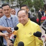 "บิ๊กป้อม" ซัด "แม้ว" ชงแก้รัฐธรรมนูญ เอาตัวเองให้รอด! ไม่ห่วงป่วนหลังปลดล็อก