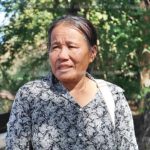 ตร.ตัดกิ่งต้นจามจุรีพิสูจน์! แม่-ญาติ จี้ ล่าตัวคนร้าย หลังเชื่อลูกชายถูกฆ่าแขวนคอ