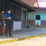 อุกอาจ!! 6 คนร้ายบุกปล้นปืน ชรบ. 4 กระบอกใน ร.ร. คาดจ่อสร้างสถานการณ์ช่วงปีใหม่