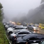 นักท่องเที่ยวผิดหวัง อดดู เหมยขาบ ยอดดอยอินทนนท์ฝนตก-อากาศแปรปรวน