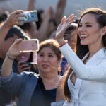 มิสยูนิเวิร์ส2018 ถึงมะนิลา อดฉลองคริสต์มาสที่บ้าน ต้องไปต่อนิวยอร์ก