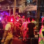 หอบของหนีตายวุ่น! ไฟไหม้ชุมชนบ้านไม้เก่า เจริงกรุง เผาวอดบ้านกว่า 10หลัง