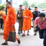 ปีใหม่ : สะท้านวงการสงฆ์-คดีเงินทอนวัด บุกวัด-ล้อมค้นกุฏิ-คุมตัวเถระผู้ใหญ่