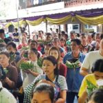 ขนลุก!ลูกศิษย์ของขึ้น-กรีดร้อง ทำท่าคล้ายงู กลางพิธี บวงสรวงพญานาค วัดดัง