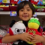 เจ้าหนู7ขวบขึ้นแท่นแชมป์ทำเงินยูทูบ รีวิวของเล่น กวาด 720 ล้าน